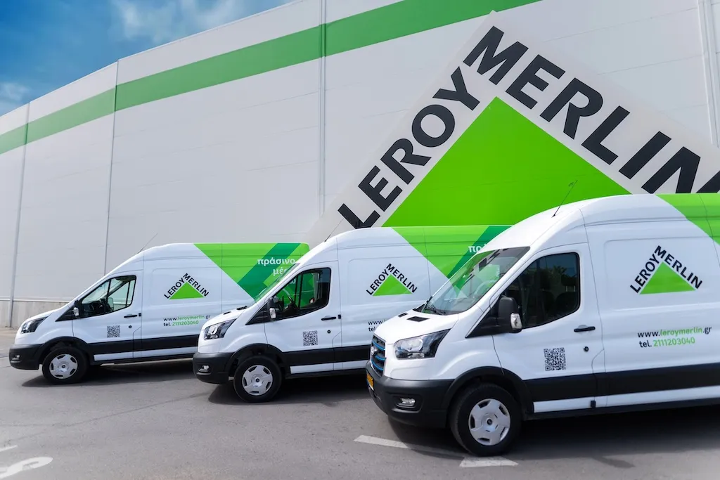 Η LEROY MERLIN στηρίζει τον Ελληνικό Ερυθρό Σταυρό με δωρεά επιχειρησιακού εξοπλισμού
