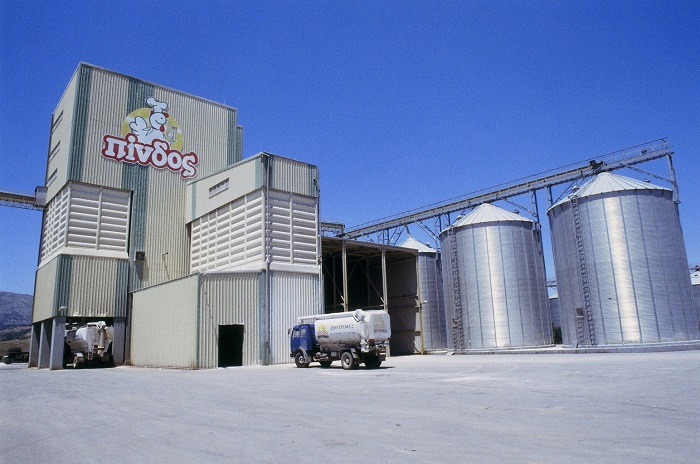 Η “Πίνδος” στο πλευρό της “Κιβωτού του Κόσμου”