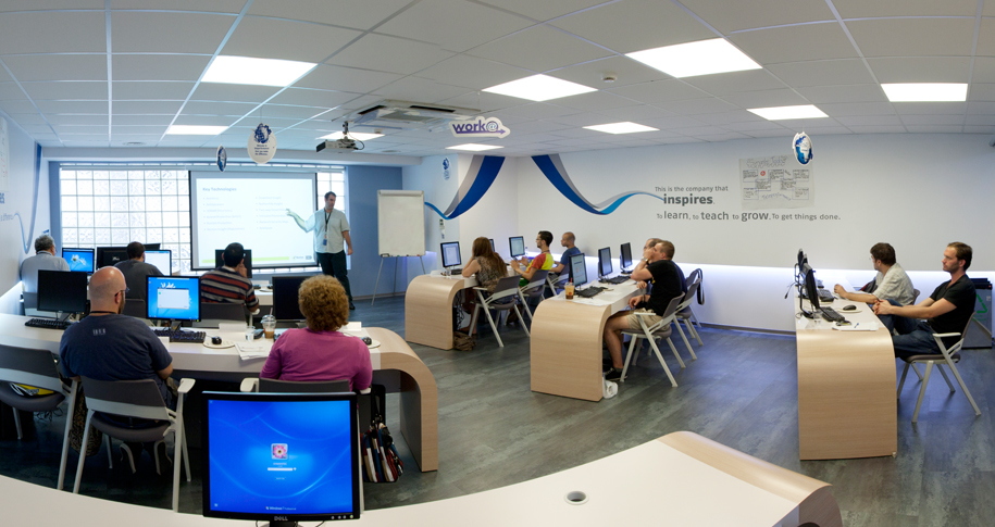 TP HUB: Ανάπτυξη δεξιοτήτων και επαγγελματική ανέλιξη