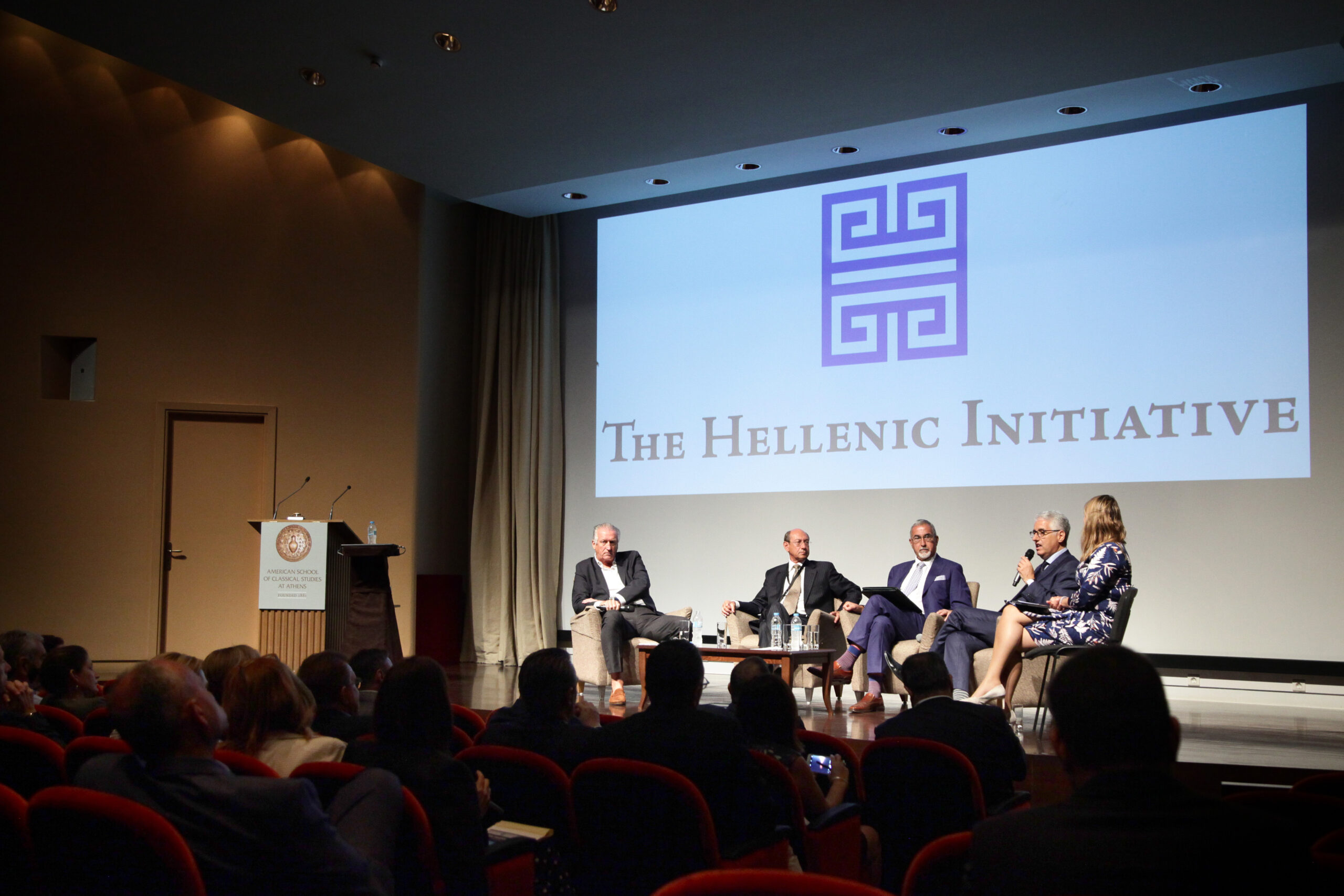 THI: Μέλη της ελληνικής διασποράς στην Ελλάδα