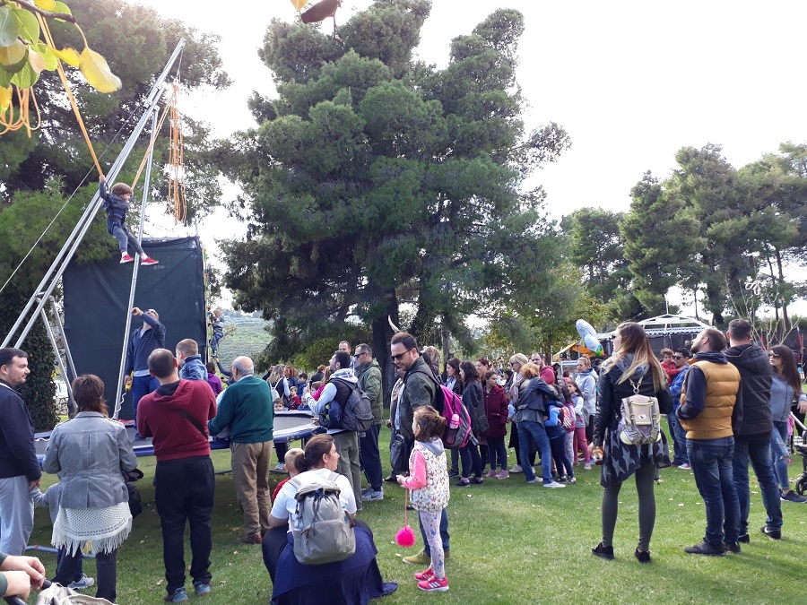 Μεγάλη συμμετοχή στο bazaar στο κτήμα Κοκοτού