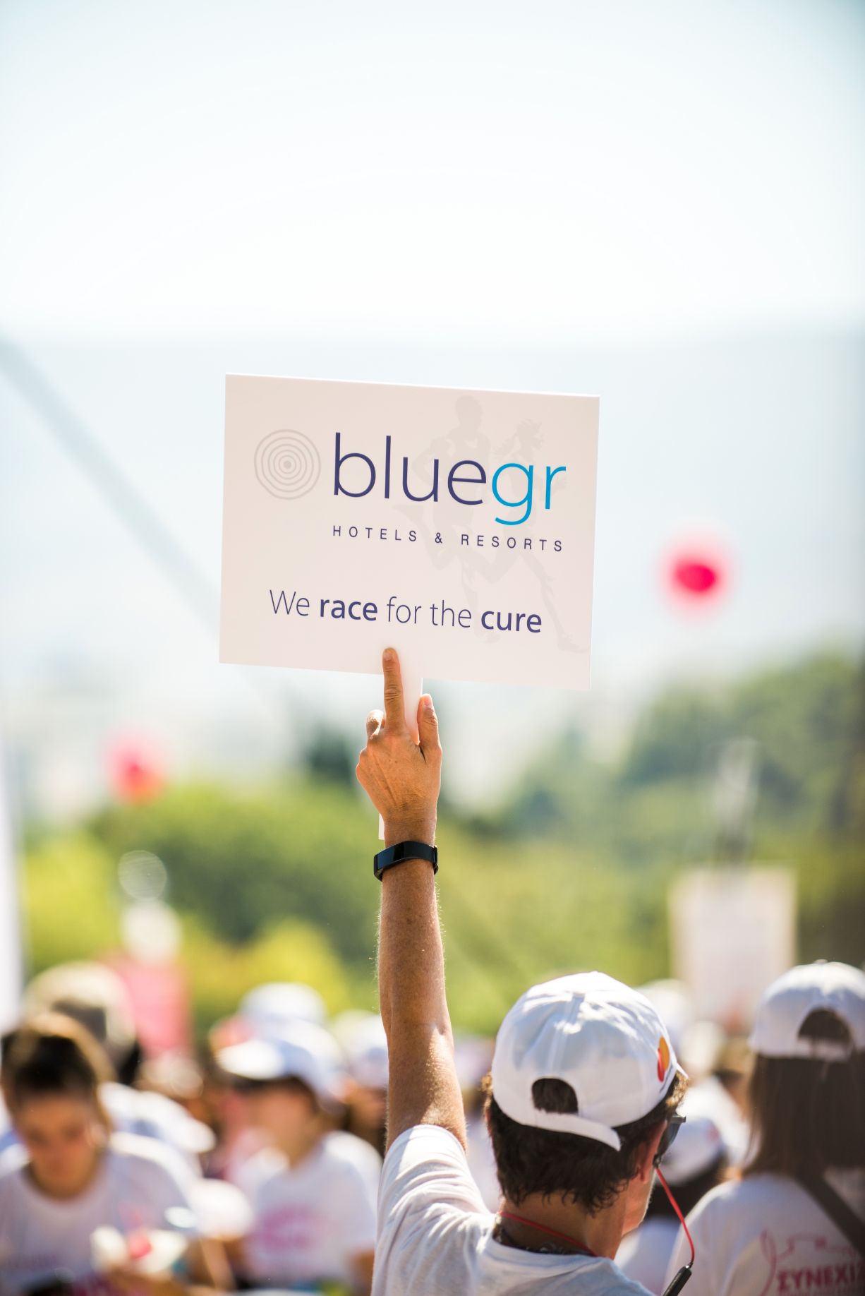 H bluegr Hotels & Resorts στο Greece Race for the Cure