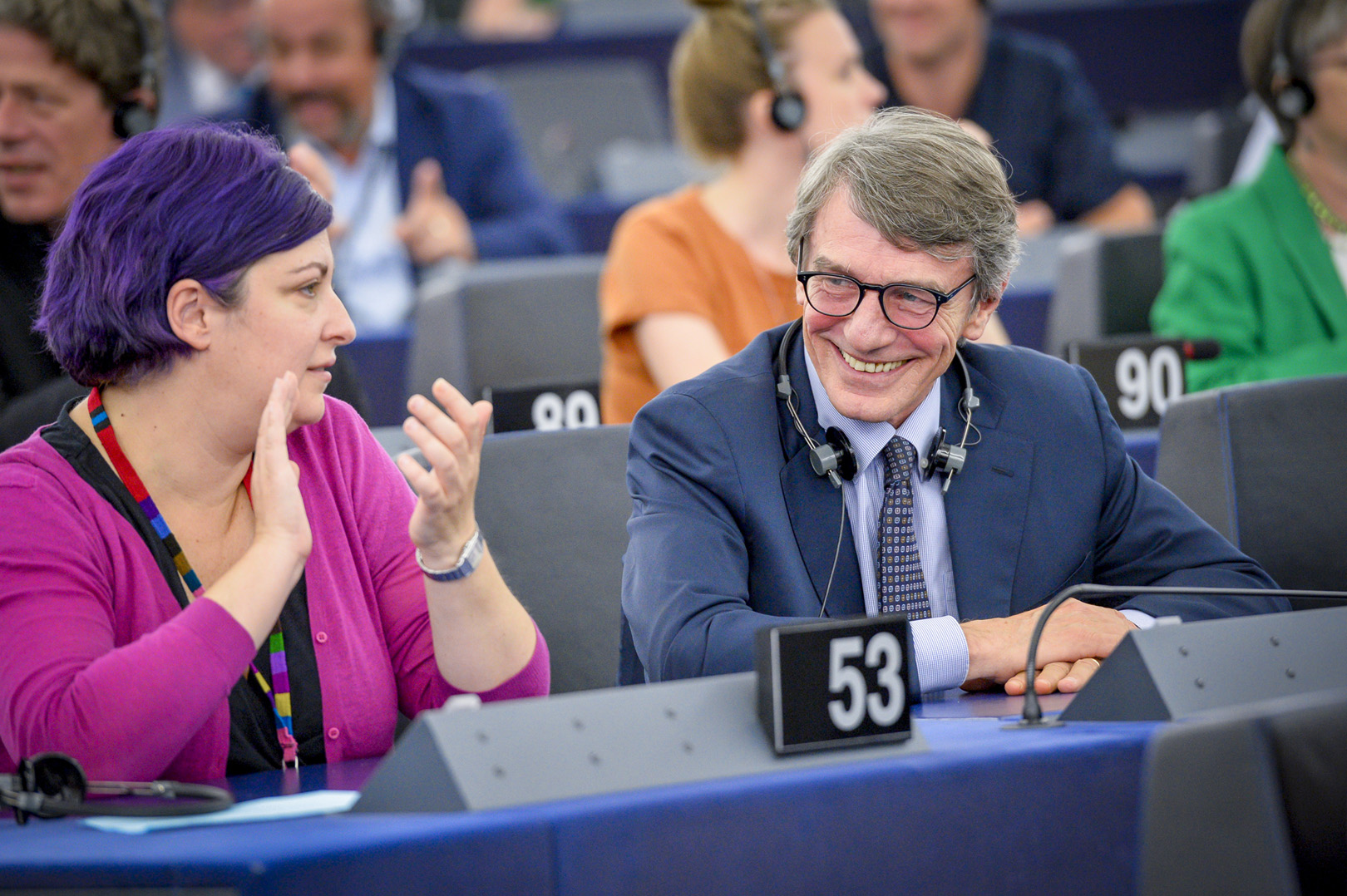 (Στρασβούργο) Ενός λεπτού σιγή για τις γυναίκες που έχουν υποστεί βία