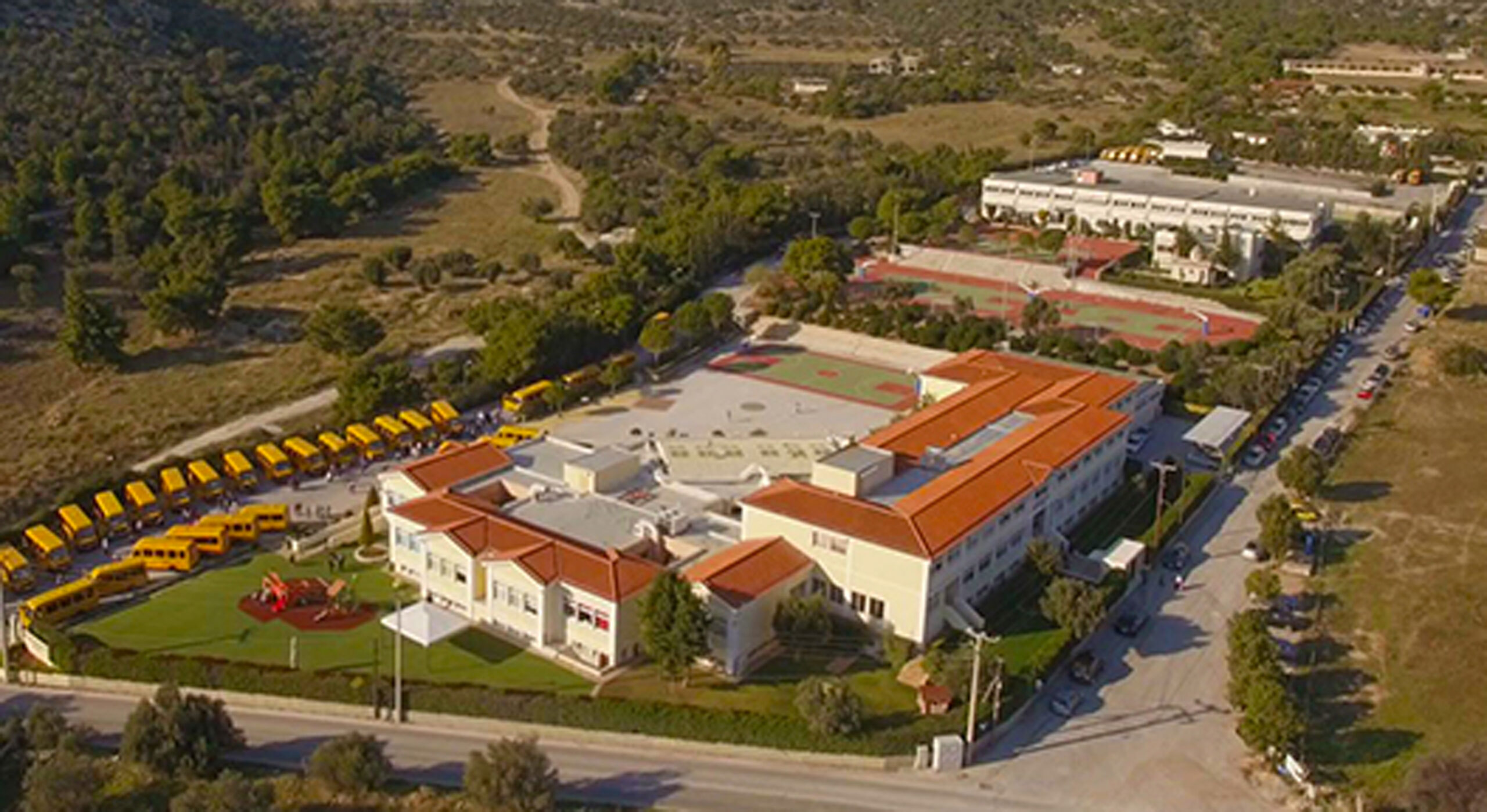 Εκπαιδευτήρια Καίσαρη: Πρόγραμμα Υποτροφιών 2020-2021