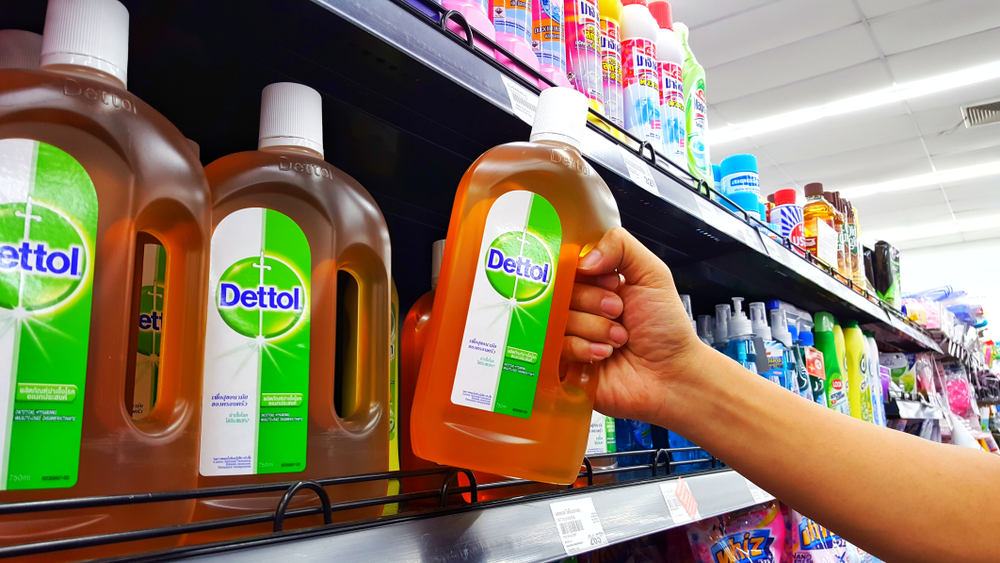 To Dettol προστατεύει τους εργαζόμενους  στις κινητές μονάδες του ΕΟΔΥ