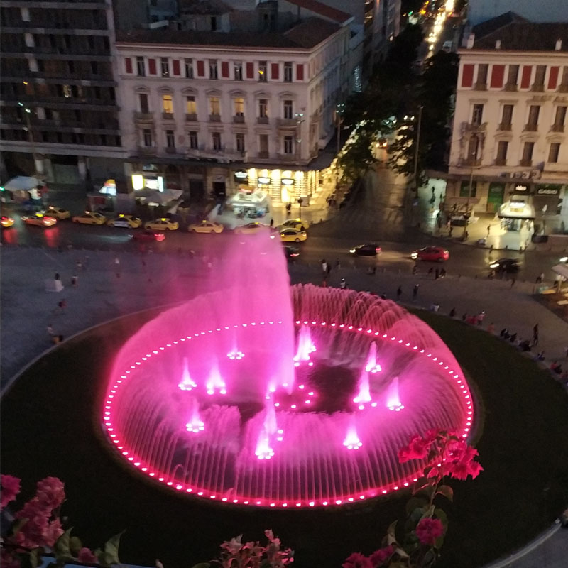 Συμβολική φωταγώγηση σιντριβανιού Ομόνοιας