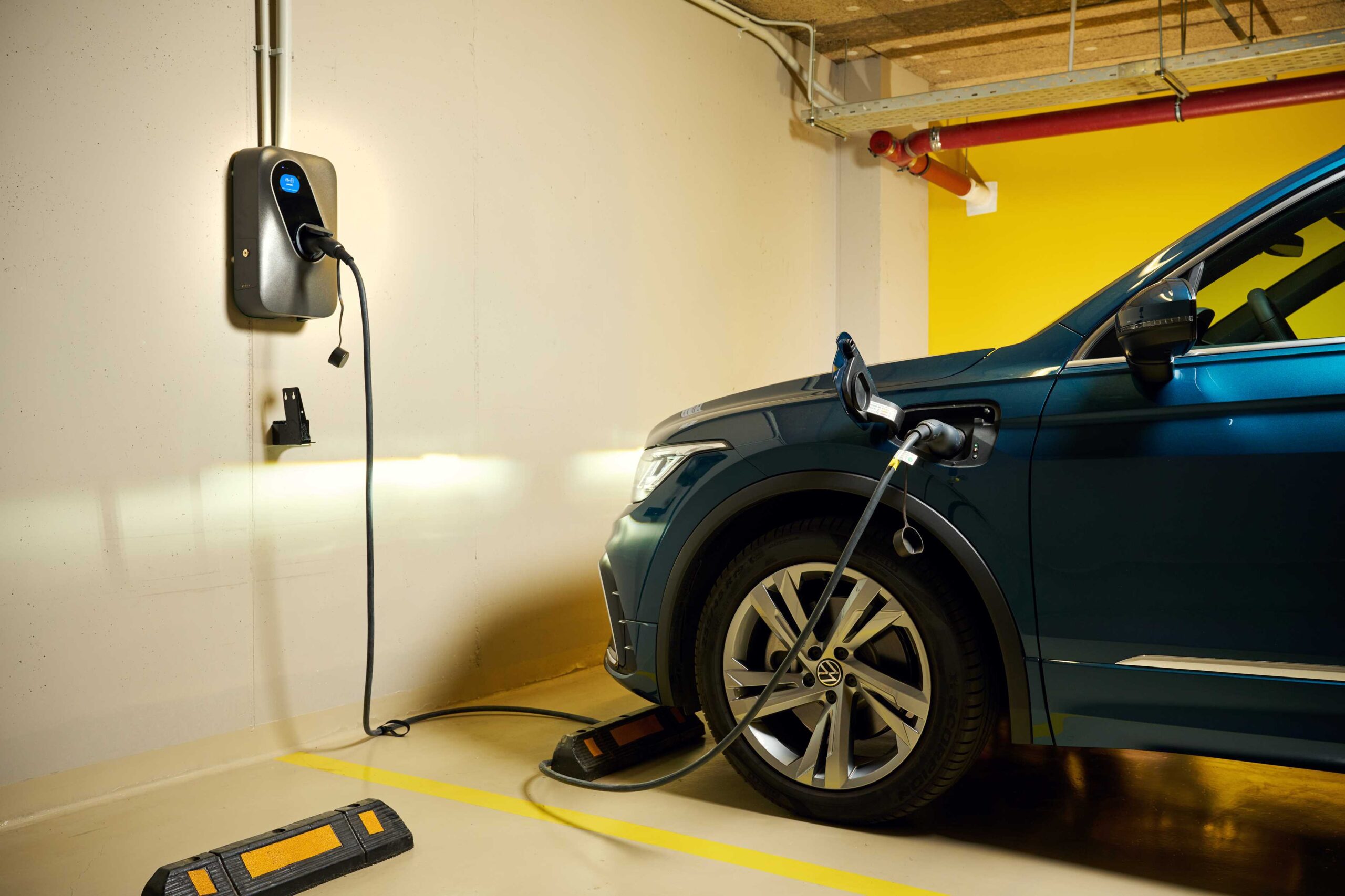 COSMOTE: Νέα εταιρικά οχήματα φιλικά στο περιβάλλον