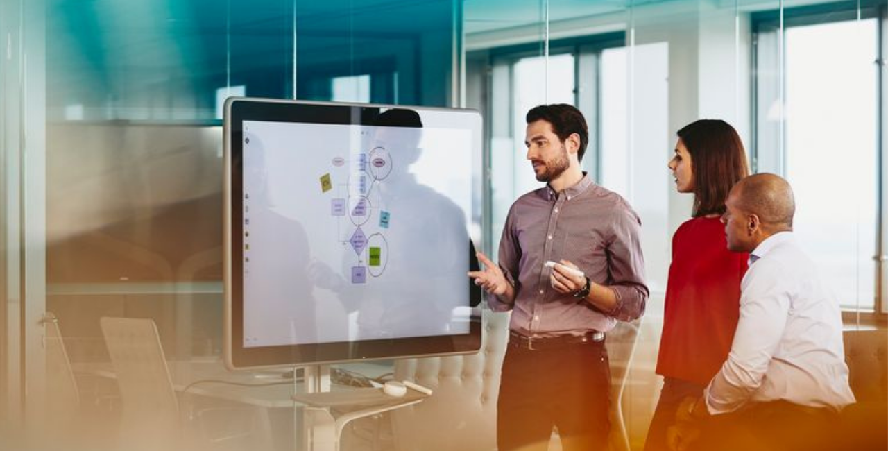 Randstad Workmonitor: Tο 60% των Ελλήνων αναζητά εργασία για ισορροπία