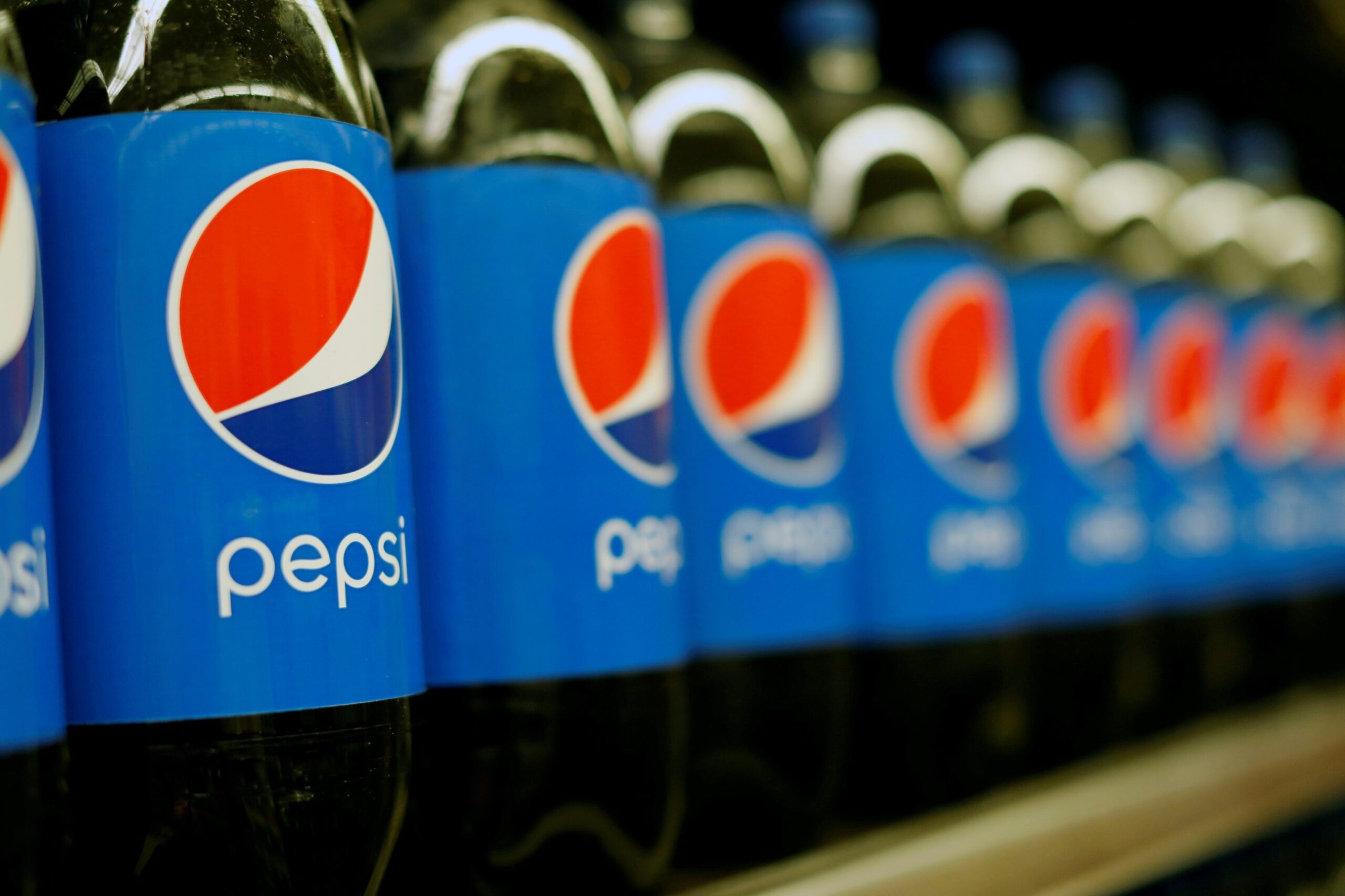 PepsiCo Hellas: 1η εταιρεία αναψυκτικών στην Ελλάδα με 100% ανακυκλωμένο πλαστικό