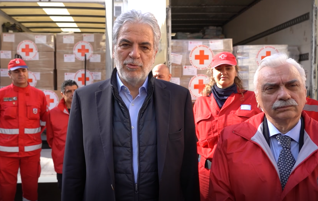 EEΣ: Απέστειλε την 5η ανθρωπιστική βοήθεια στους αμάχους της Ουκρανίας 