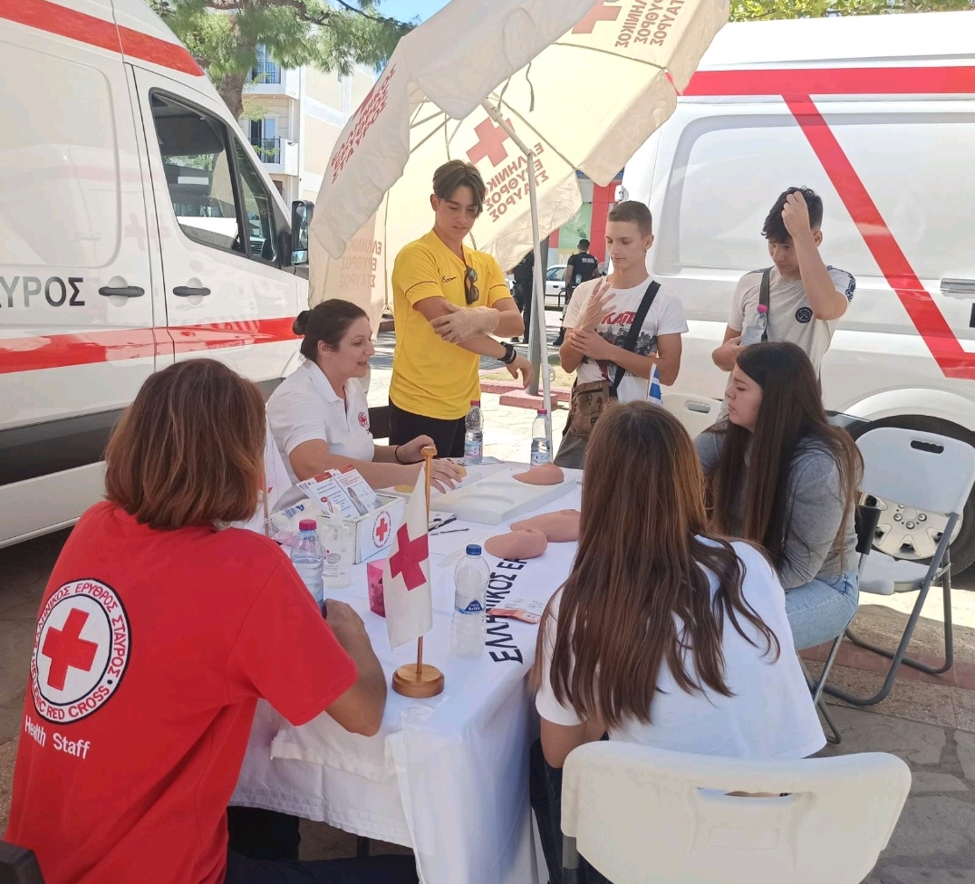 EEΣ: Μεγάλη δράση ενημέρωσης για τον καρκίνο του μαστού στην Καλλιθέα 