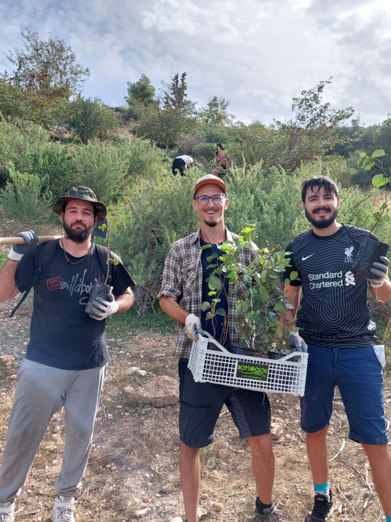 Teleperformance Greece: Ζωή στον Υμηττό με 1.000 δέντρα