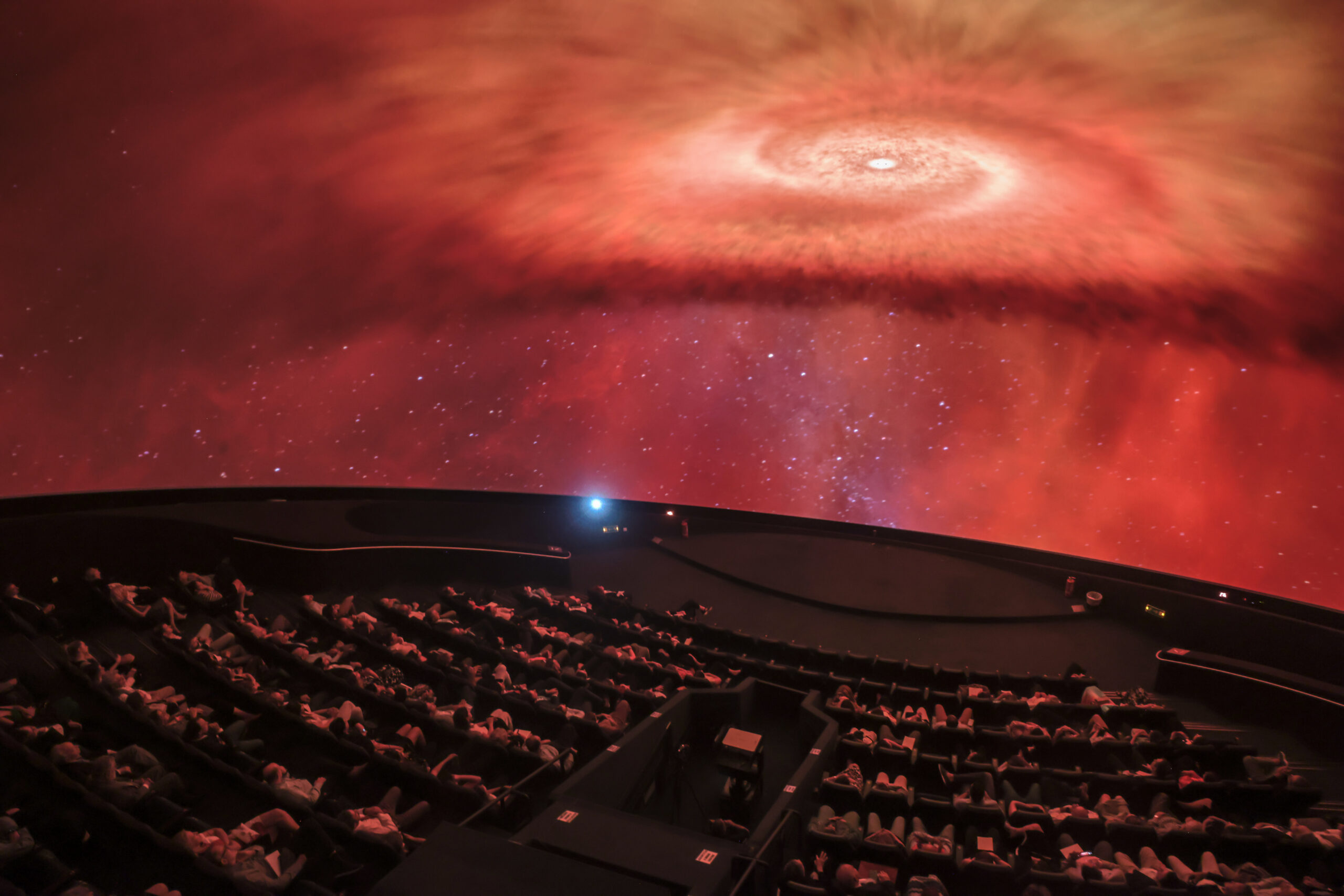 “Είμαστε Αστρόσκονη” από το Ψηφιακό Πλανητάριο του Ιδρύματος Ευγενίδου