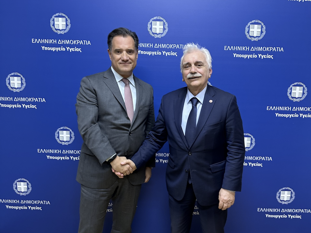 Ο Πρόεδρος του Ελληνικού Ερυθρού Σταυρού σε συνάντηση με τον Υπουργό Υγείας