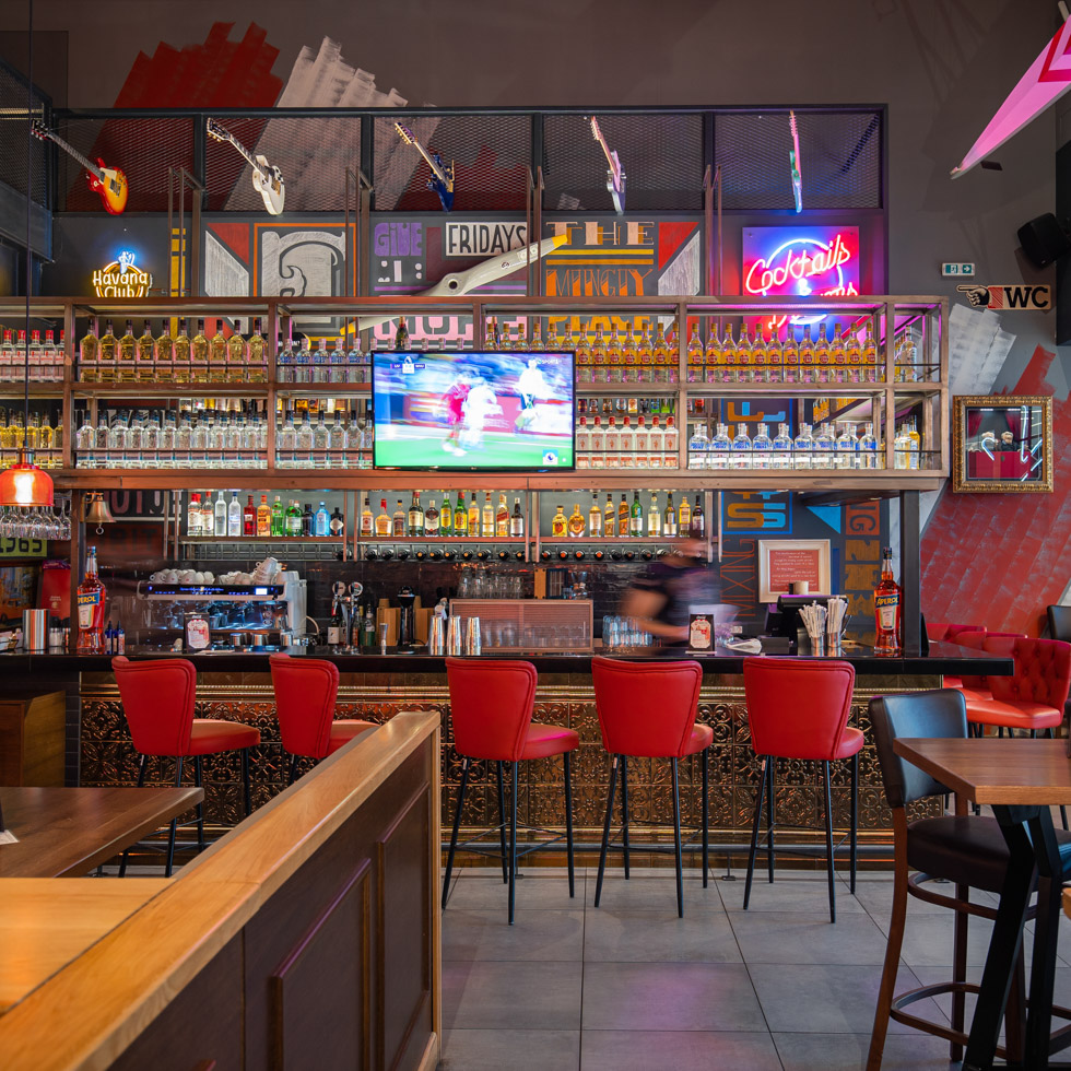 TGI FRIDAYS: Στήριξη του Μη Κερδοσκοπικού Σωματείου ΔΕΣΜΟΣ