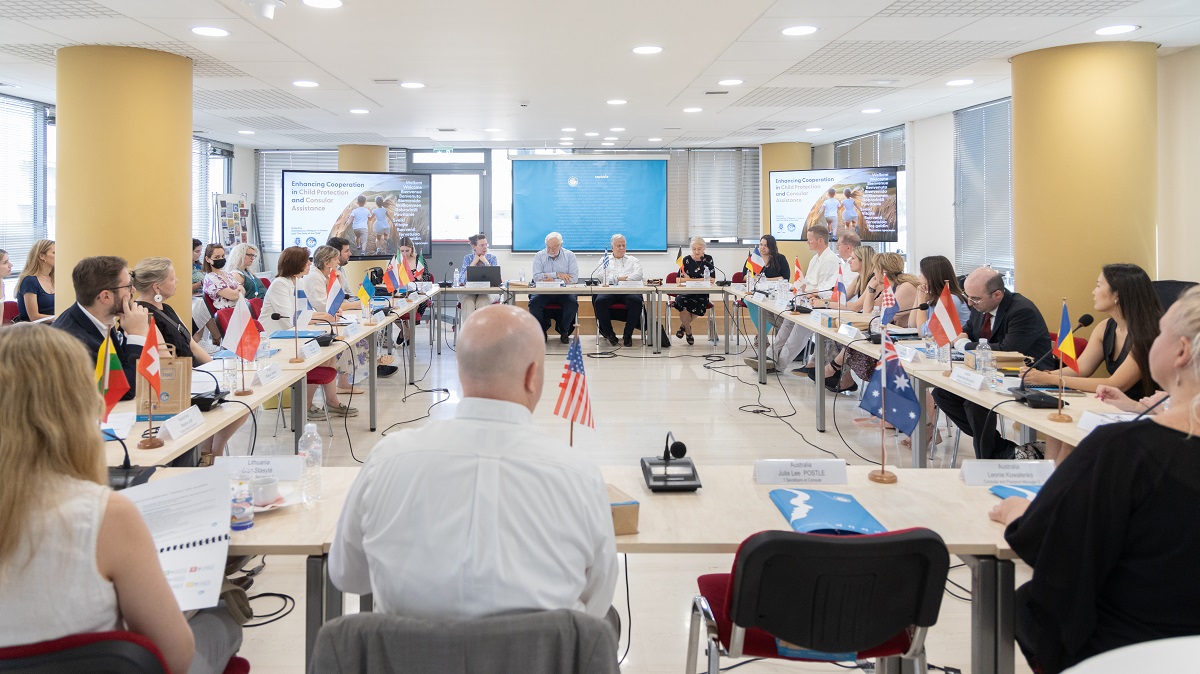 Προστασία των παιδιών: Εκδήλωση-συνάντηση με Πρεσβείες