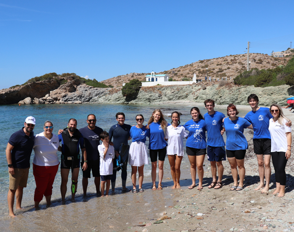 MyPlanet: Αποθεραπεία δυο χελωνών Caretta Caretta