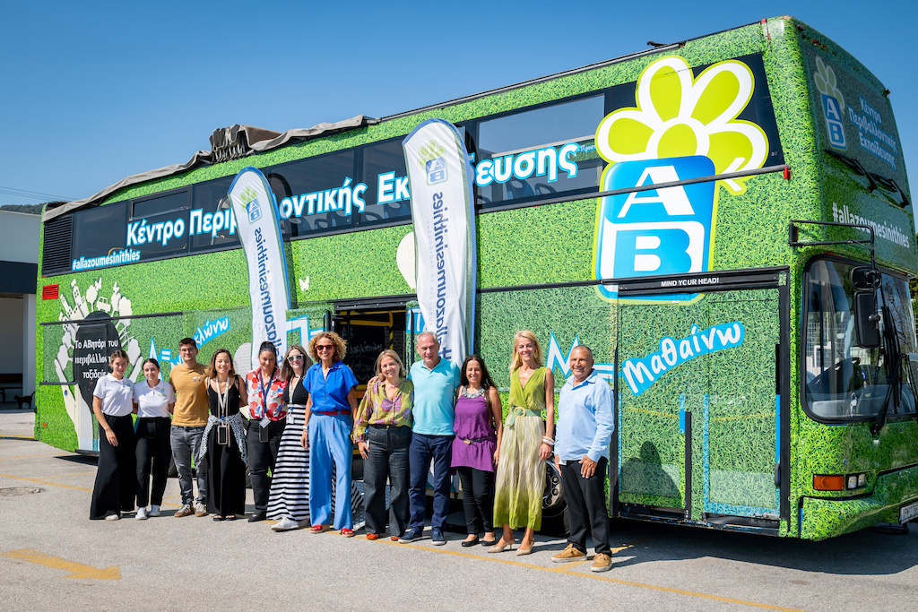 ΑΒ: Πάνω από 48.000 άτομα στο Κινητό Κέντρο Ανακύκλωσης