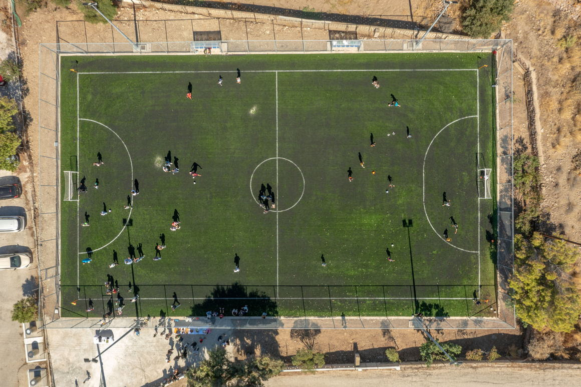 Με στήριξη Invel Real Estate και PRODEA νέο γήπεδο στη Μήλο